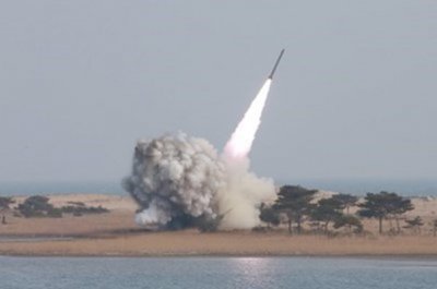 Северна Корея вероятно е изстреляла балистична ракета