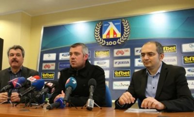Президентът на БФС Георги Иванов е поканил за пресаташе Ивайло
