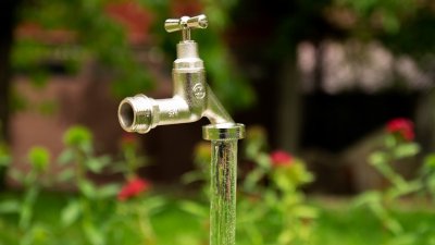 Софийска вода временно ще прекъсне водоснабдяването в някои части на София съобщиха