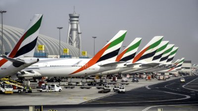 „Емирейтс“ спира чекирането за полети с последващо прекачване в Дубай