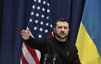 Зеленски призова Сената да одобри възможно най-бързо военната помощ за Киев