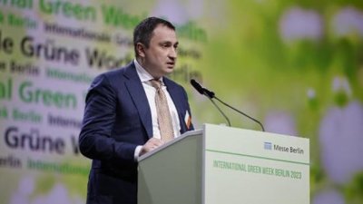 Украинската антикорупционна служба разследва министъра на аграрната политика и прехраната