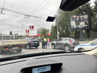 Катастрофа преди кръговото на 4-ти километър на "Цариградско шосе" в София