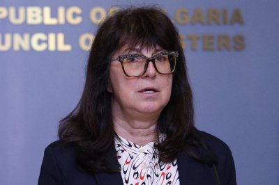 Министър Кондева: Всеки болен от коклюш трябва да подлежи на изолация