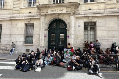 Пропалестински протести избухнаха и в Сорбоната