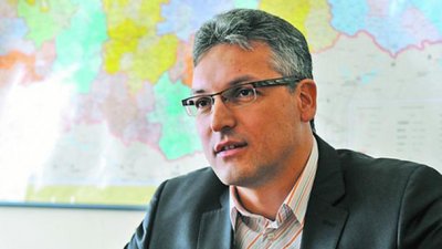Валери Жаблянов ще води евролистата на коалиция Левицата Той е