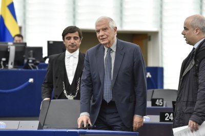Български евродепутати призоваха върховния представител по външната политика Жозеп Борел