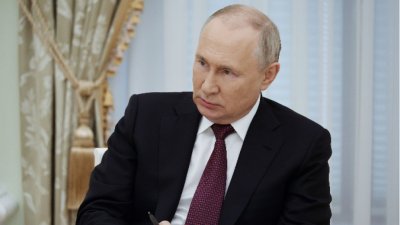 Поканите за церемонията по встъпването на Владимир Путин в петия
