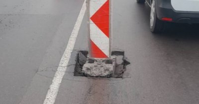 Дупка на "Дунав мост" при Русе остави на пътя 7 автомобила със спукани гуми