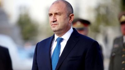 Държавният глава Румен Радев пристигна на официално посещение в Баку