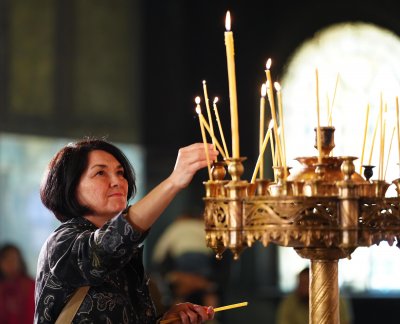 „Галъп“: Почти половината българи имат доверие в църквата