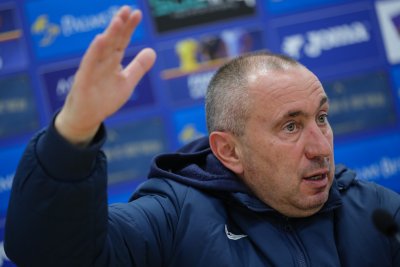 Треньорът на Гьозтепе Станимир Стоилов даде брифинг на базата на