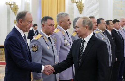 Владимир Путин е назначил за свой помощник бившият секретар на