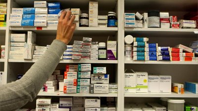 Недостигът на лекарства в Англия е на критично ниво