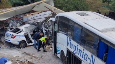 Започва делото за смъртта на двамата полицаи, прегазени от автобус с мигранти