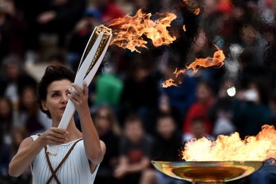 Олимпийският огън ще премине по червения килим в Кан