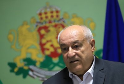 Измамници изнудват бившият министър на околната среда и водите Асен