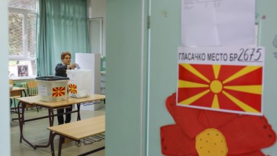 ВМРО ДПМНЕ убедително води на изборите в Македония