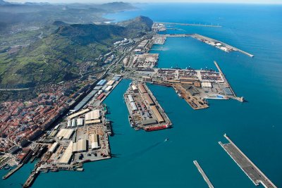 Испания няма да пуска в пристанищата си кораби с оръжия за Израел