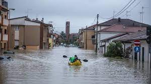 МВнР предупреди българите в Ломбардия: Внимавайте, идват тежки бури 