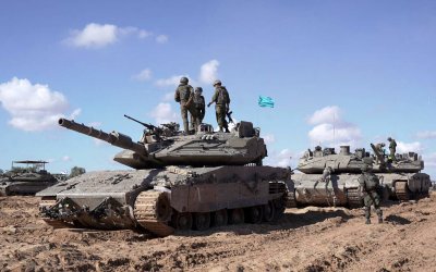 Израелски танкове напреднаха към края на претъпкан квартал в сърцето