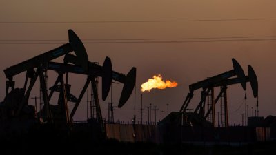 Стабилизация на петрола близо до най-ниските ценови нива от средата на март