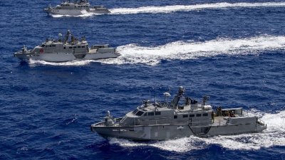 Украйна е оборудвала някои от своите военноморски безпилотни катери със