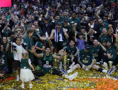 Гръцкият Панатинайкос триумфира в баскетболната Евролига за мъже за седми