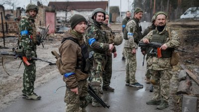 Повече от 3000 украински затворници искат да се сражават