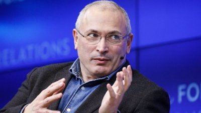 Руският олигарх и дисидент Михаил Ходорковски който живее в изгнание