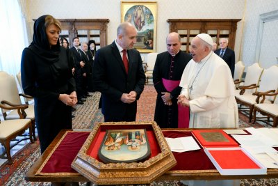 Папа Франциск: Здраве, мир и благоденствие на България и българския народ