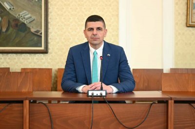 Ивайло Мирчев пусна сигнал към МВР за купуване на гласове в община Каварна