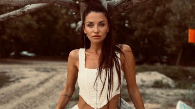 Диляна Попова и Александър Сано са водещите на първия сезон