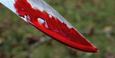 Мъж прободе с нож човек при сбиване