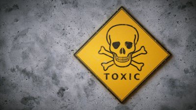 Голямо количество отровни вещества е намерено в склад в Перник