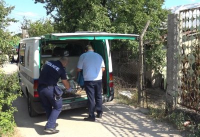 Жестока трагедия разтърси село във Врачанско Мъж се обеси и