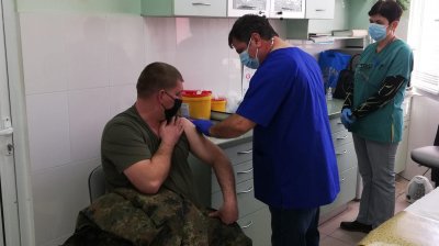 Германия отмени изискването военнослужещите задължително да се ваксинират срещу COVID 19  Ваксинацията