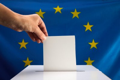 20 държави от ЕС гласуват днес за свои представители в европарламента