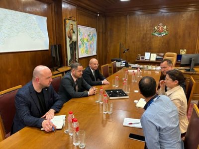 Министърът на вътрешните работи Калин Стоянов и заместник министър Стоян Темелакиев