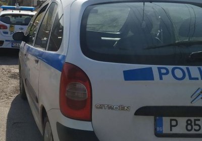 Издирва се избягал шофьор в Ловеч съобщиха от полицията Случаят е