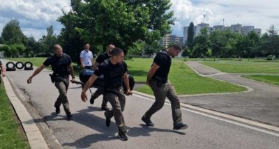 Полицаи от Велико Търново се наредиха сред най-добрите тактици на страната