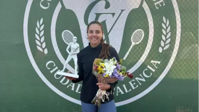 Първата ракета на България в женския тенис Виктория Томова си