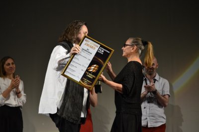 Ели Скорчева грабна две награди от кинофестивала "Златна липа"