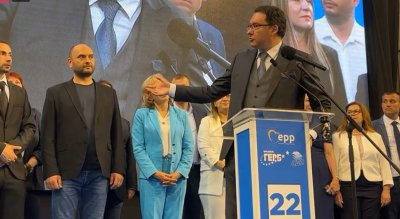 ГЕРБ СДС закрива предизборната си кампания във Варна ето и генералното