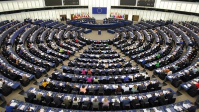 ЕНП печели 185 места в новия Европарламент