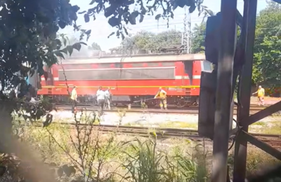 Вчера около в бързия влак София Бургас възникна пожар Огънят