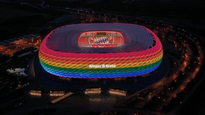 Стадион Алианц Арена в Мюнхен ще бъде оцветен в багрите