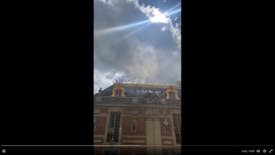 Пожар в двореца Версай Избухването на пламъците наложило незабавна евакуация
