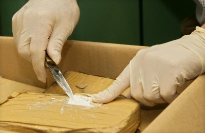 Европол разби мрежа за трафик на кокаин към Европа
