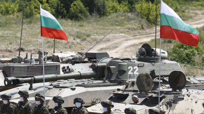 България ще отдели над 2 на сто от своя БВП за отбрана през 2024 г.